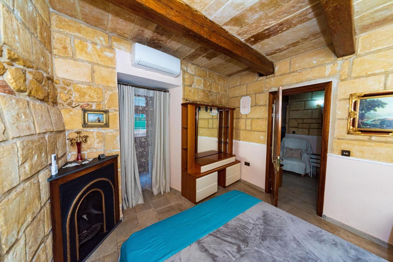 Valletta Traditional Townhouse Exterior photo